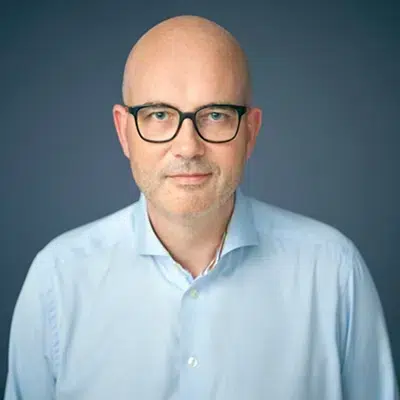Lars Svendsenلارس اسوندسن